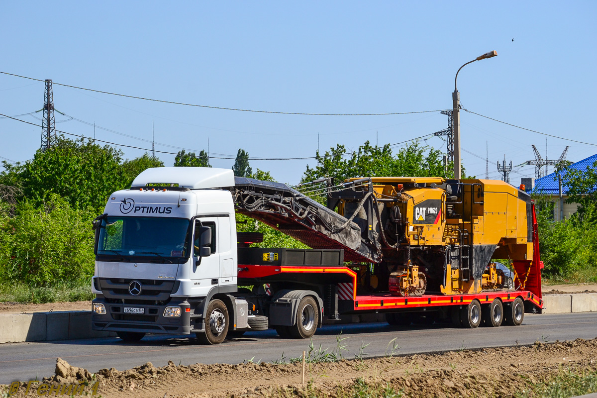 Волгоградская область, № Е 696 СВ 134 — Mercedes-Benz Actros '09 1841 [Z9M]