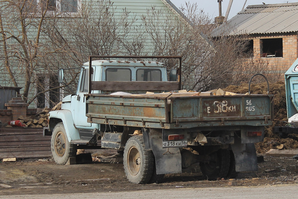 Оренбургская область, № Е 318 КН 56 — ГАЗ-3307