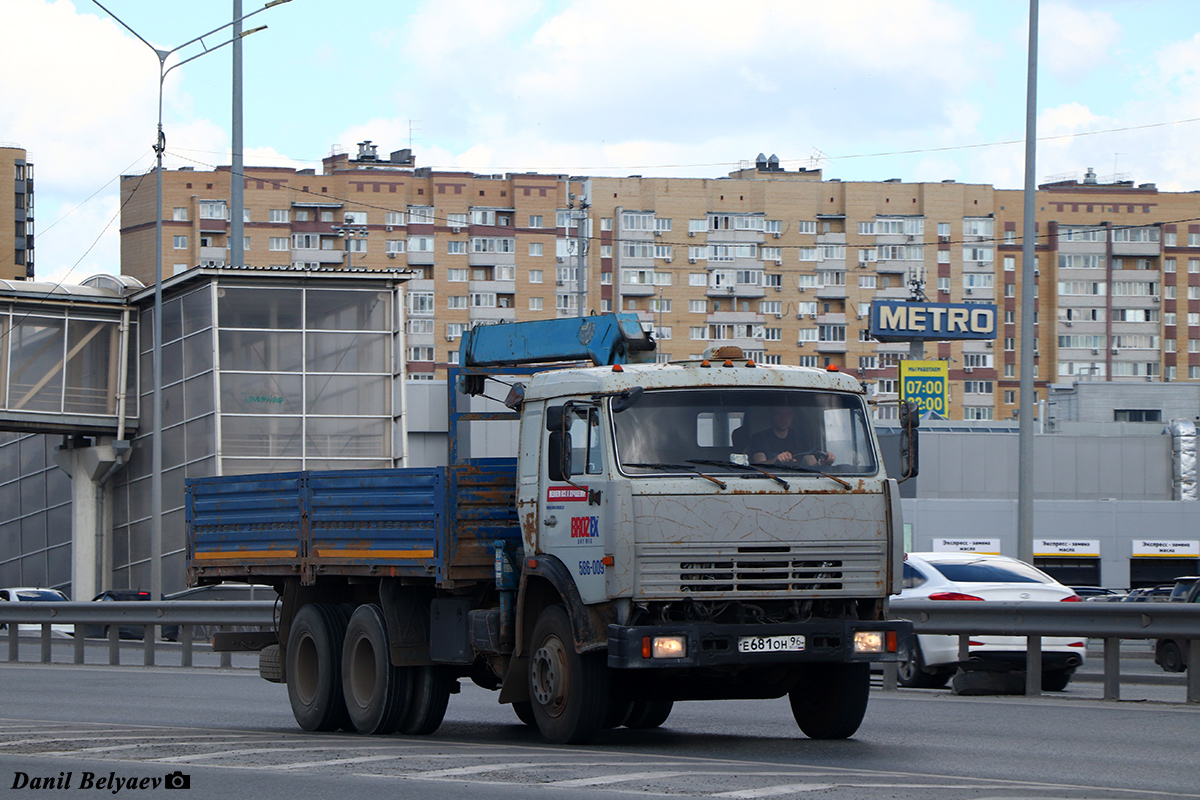 Тюменская область, № Е 681 ОН 96 — КамАЗ-53215-15 [53215R]