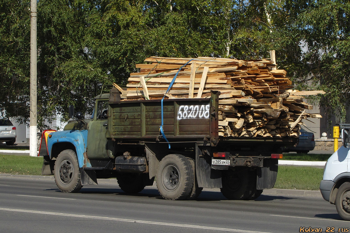 Алтайский край, № Е 285 ХМ 22 — ЗИЛ-495710