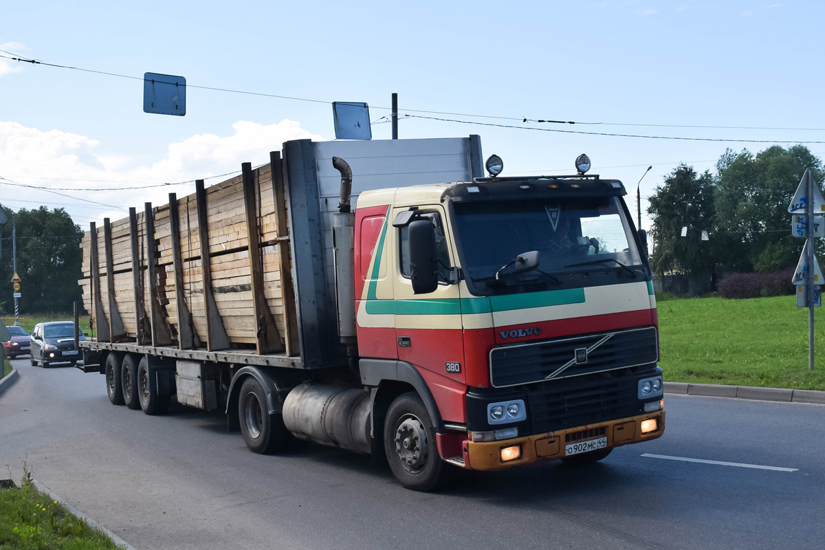 Костромская область, № О 902 МС 44 — Volvo ('1993) FH12.380