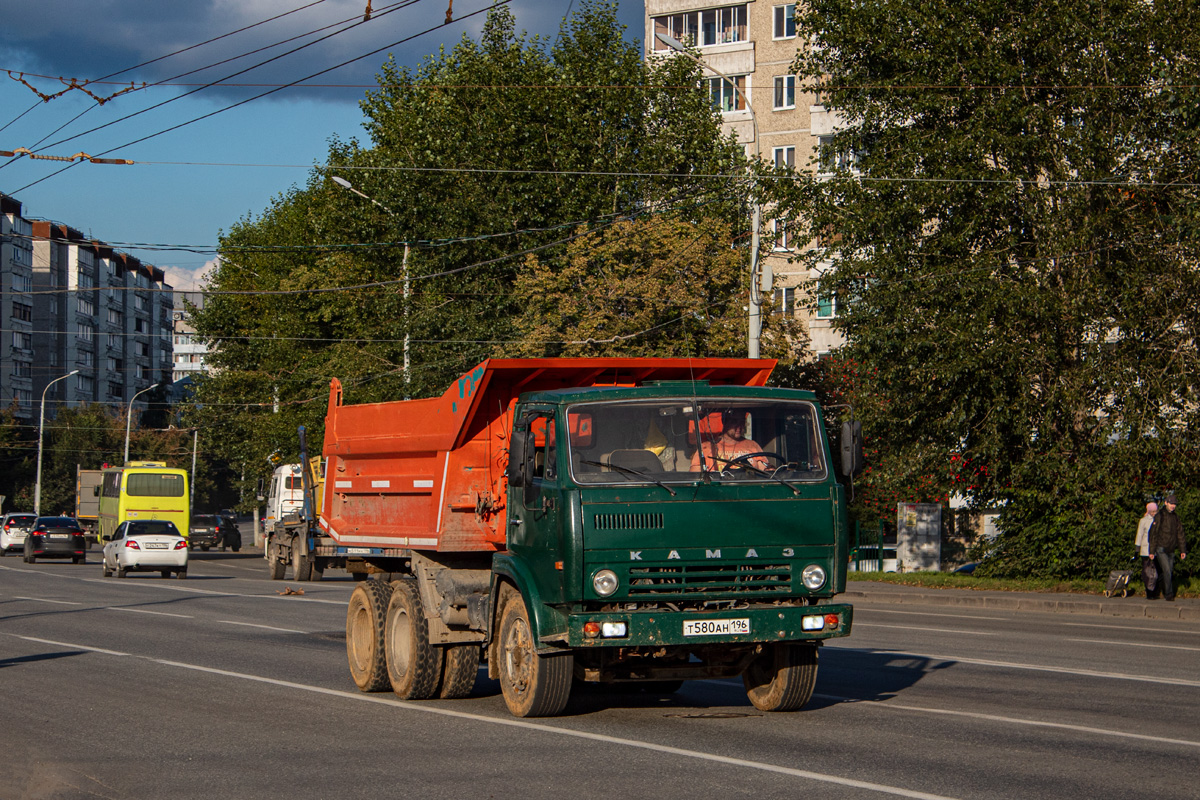 Свердловская область, № Т 580 АН 196 — КамАЗ-5511