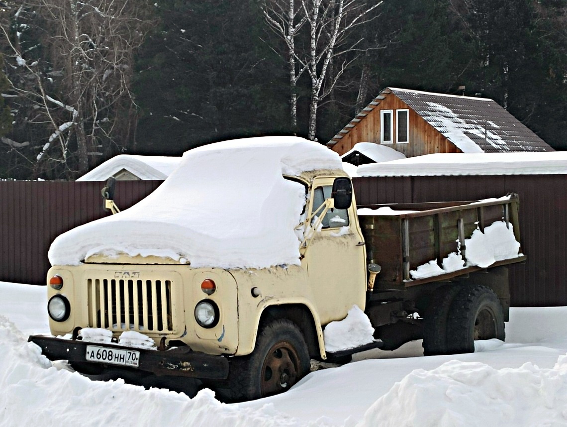 Томская область, № А 608 НН 70 — ГАЗ-52-02