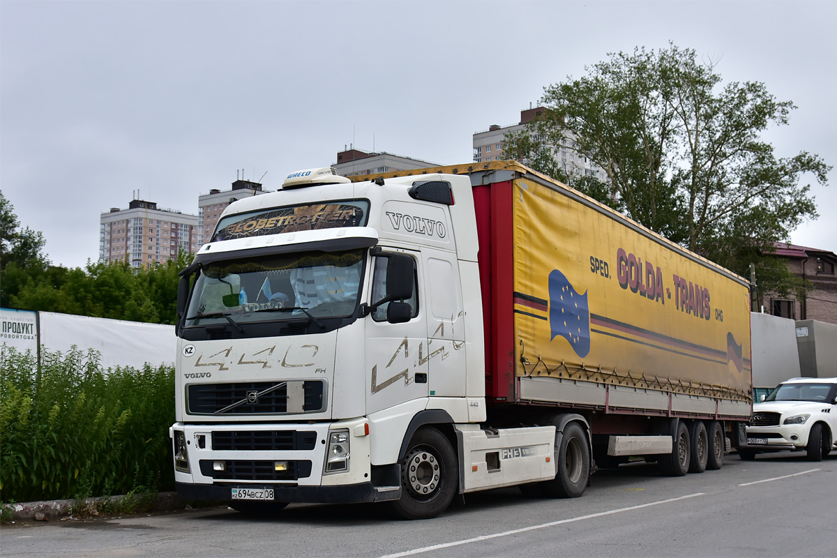 Жамбылская область, № 694 BCZ 08 — Volvo ('2002) FH12.440