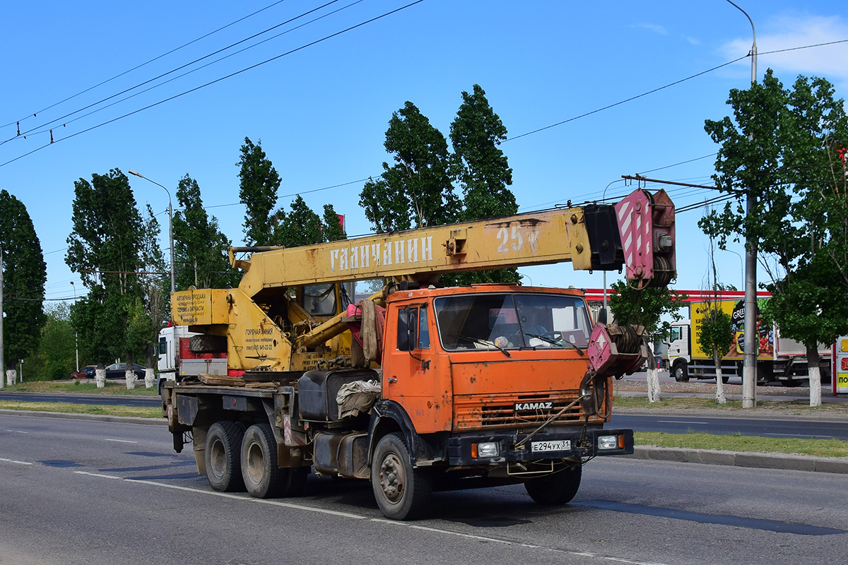 Волгоградская область, № Е 294 УХ 31 — КамАЗ-55111-15 [55111R]