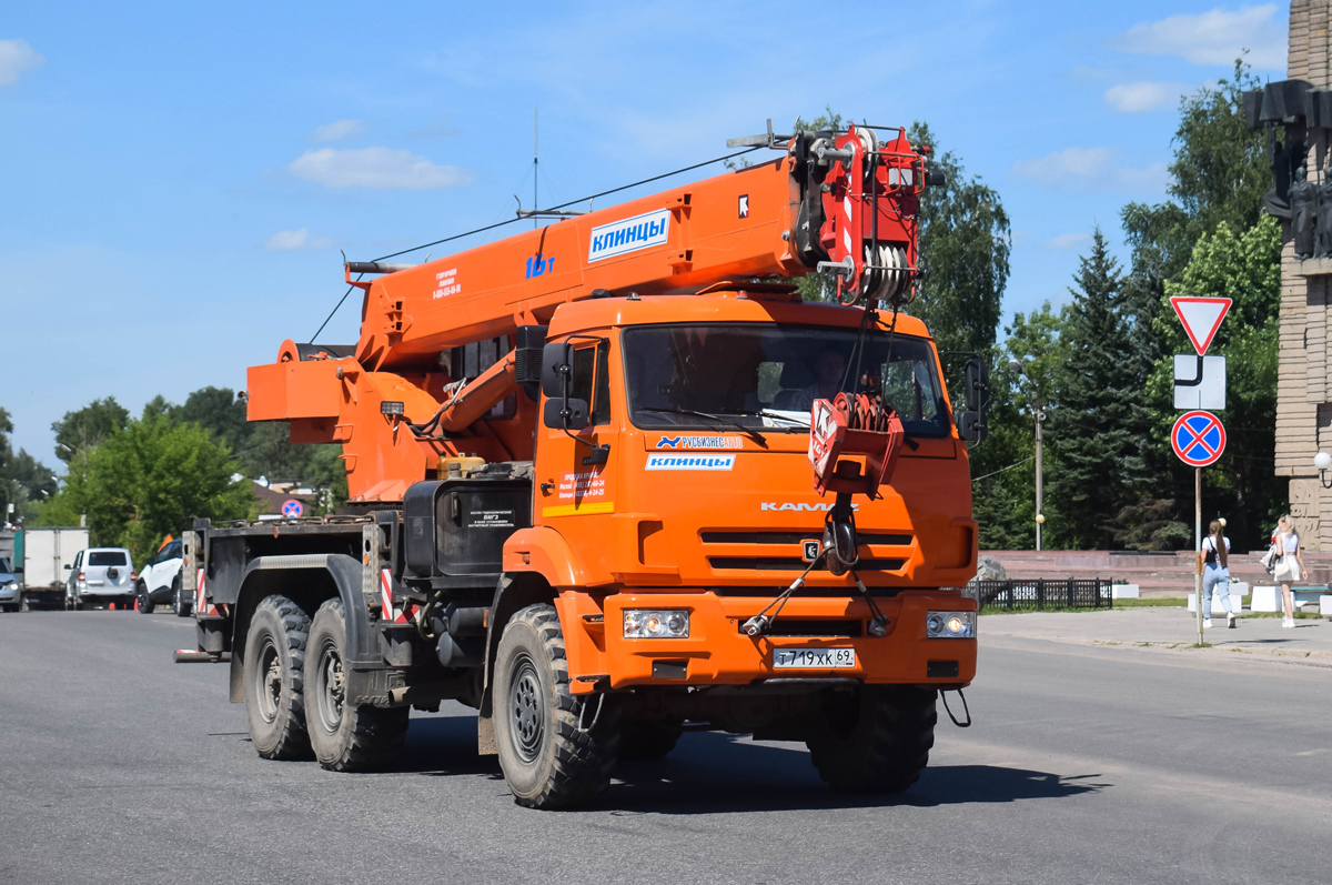 Тверская область, № Т 719 ХК 69 — КамАЗ-43118-46