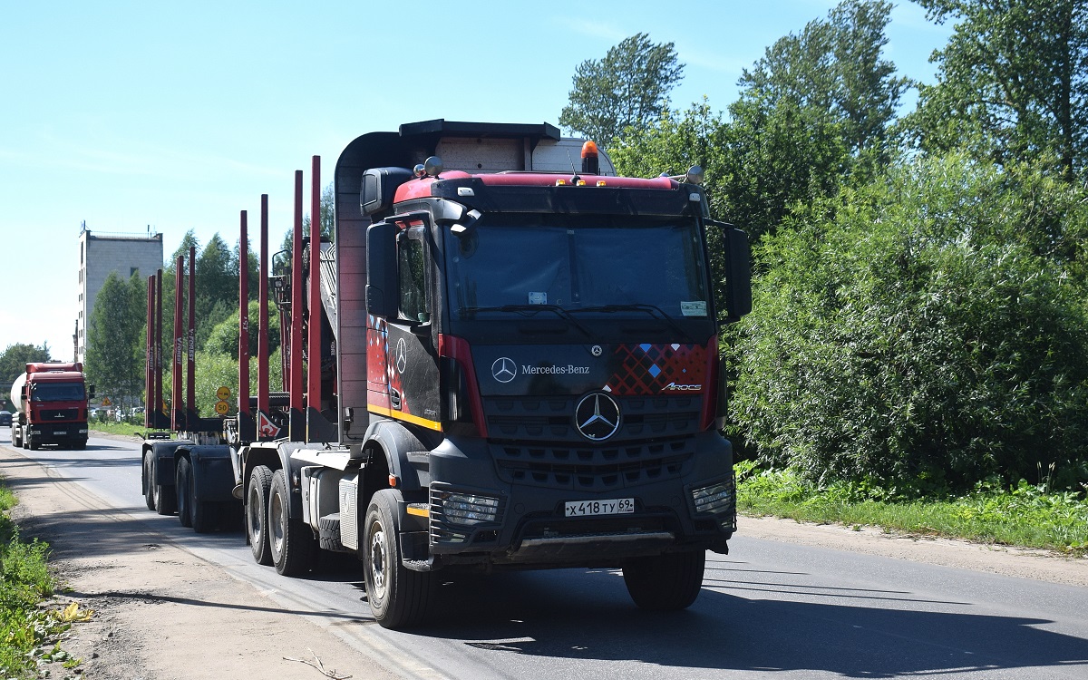 Тверская область, № Х 418 ТУ 69 — Mercedes-Benz Arocs (общ.м)