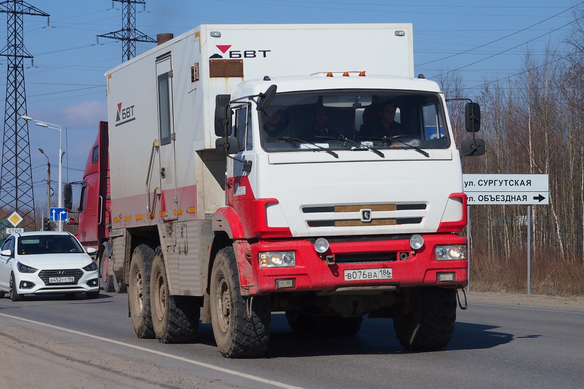 Ханты-Мансийский автоном.округ, № В 076 ВА 186 — КамАЗ-5350-42