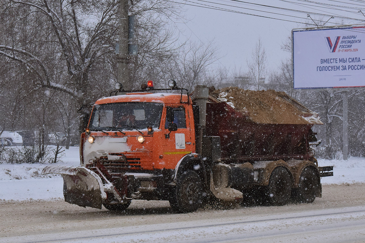 Волгоградская область, № Р 084 ХМ 34 — КамАЗ-65115-62