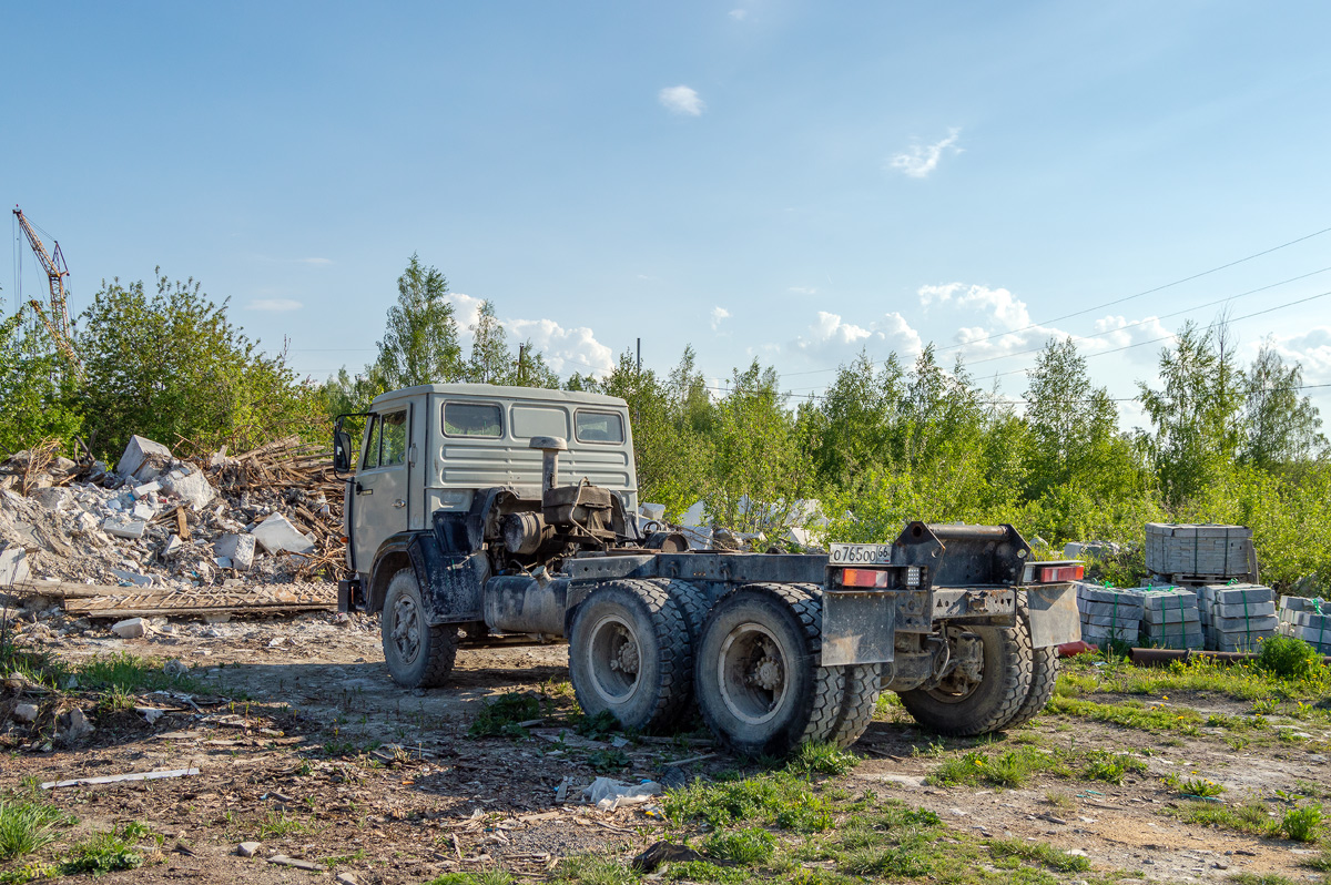 Свердловская область, № О 765 ОО 66 — КамАЗ-55111 [551110]