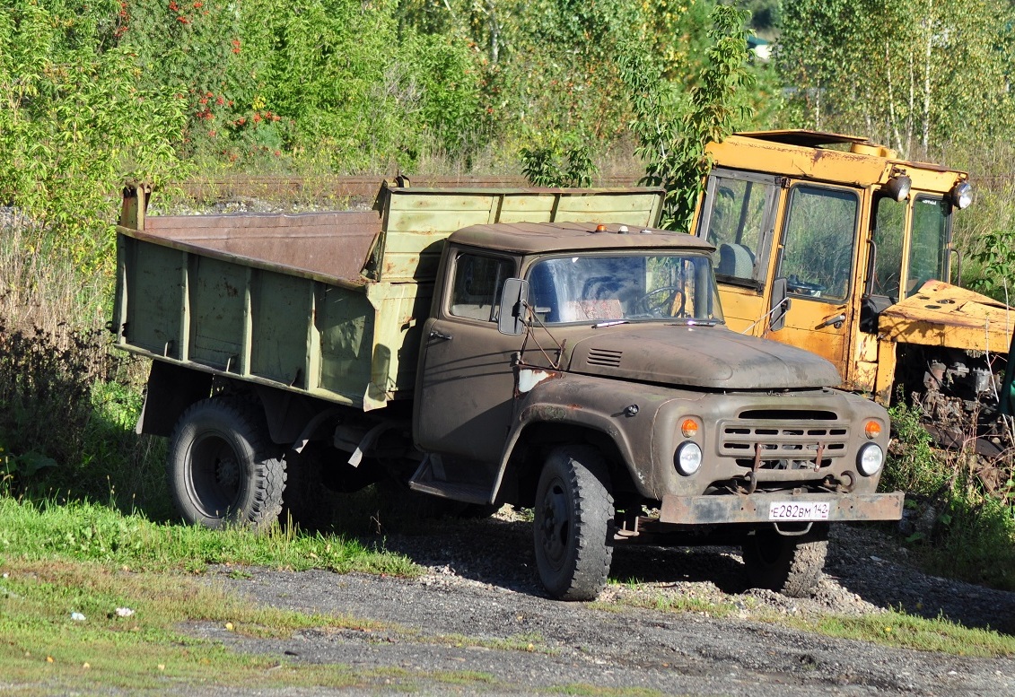 Кемеровская область, № Е 282 ВМ 142 — ЗИЛ-431410