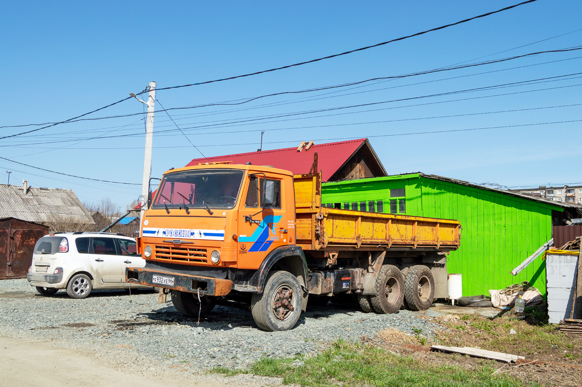 Свердловская область, № А 932 ХЕ 66 — КамАЗ-5320