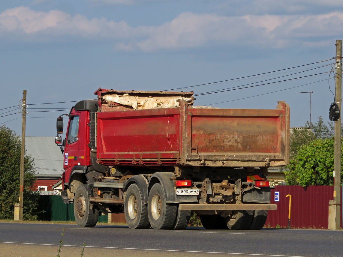 Кировская область, № В 800 ОМ 43 — Volvo ('2010) FMX.440 [X9P]