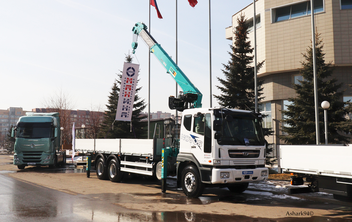 Красноярский край, № (24) Б/Н 0048 — Daewoo Novus; Красноярский край — Выставка "ТехСтройЭкспо Дороги-2023"