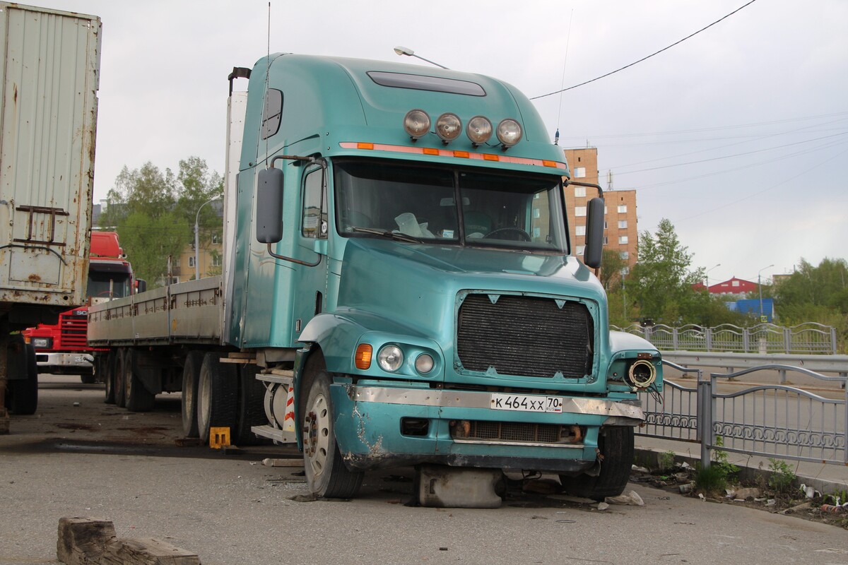 Томская область, № К 464 ХХ 70 — Freightliner Century Class