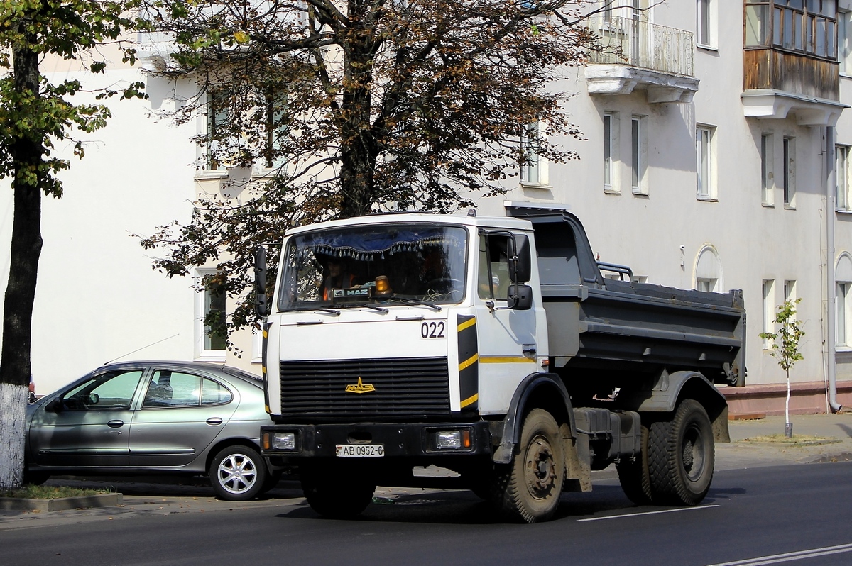 Могилёвская область, № АВ 0952-6 — МАЗ-5551 (общая модель)