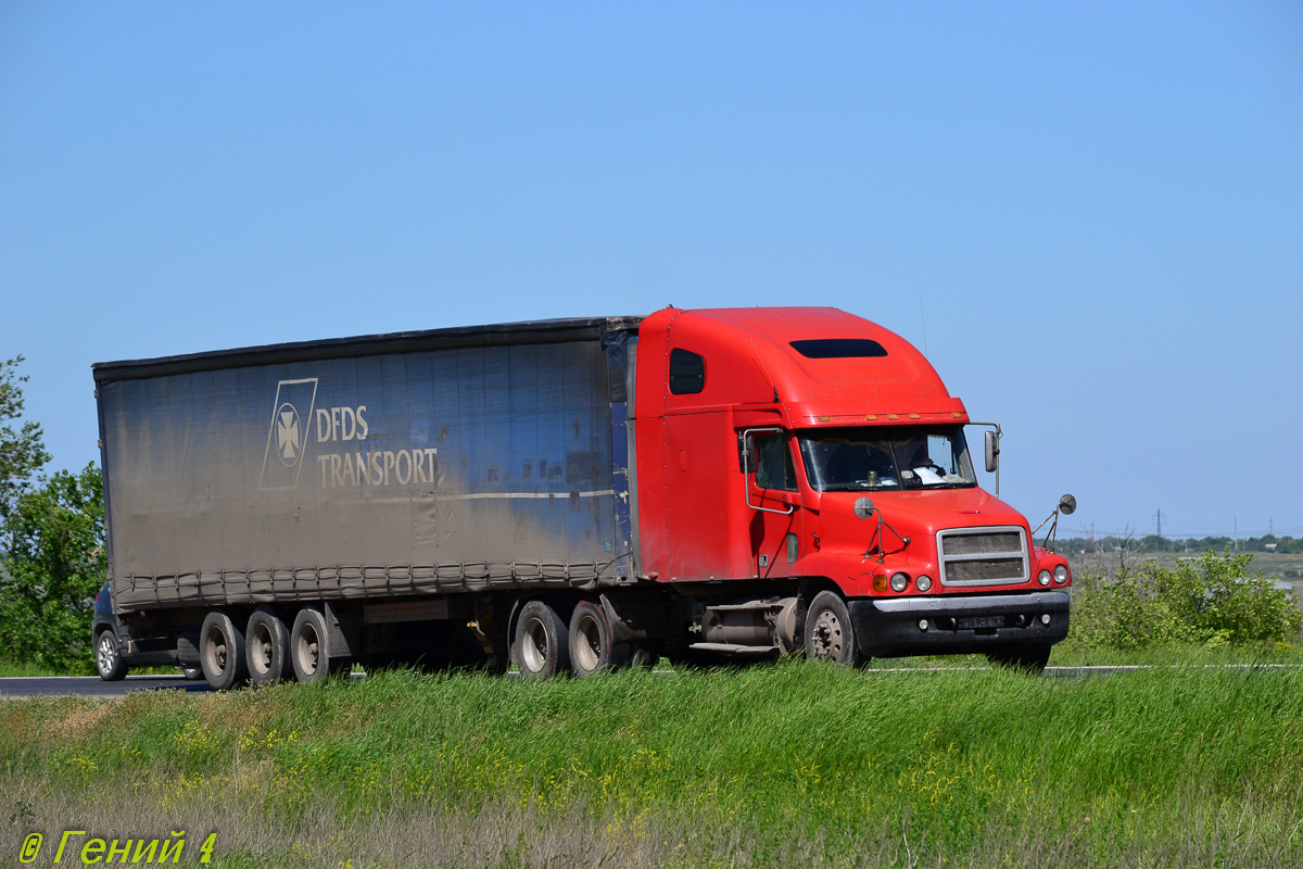 Ростовская область, № Е 169 СЕ 161 — Freightliner Century Class