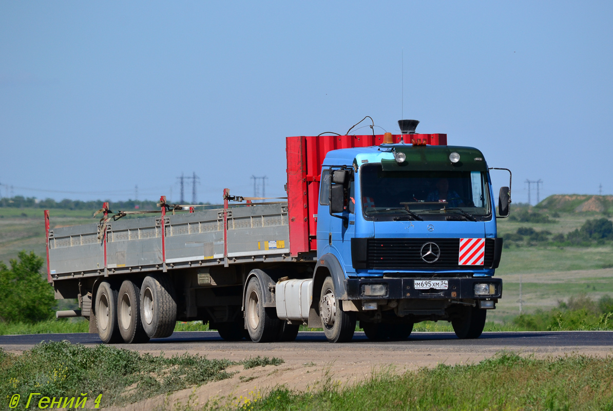 Волгоградская область, № М 695 ХМ 34 — Mercedes-Benz SK (общ. мод.)