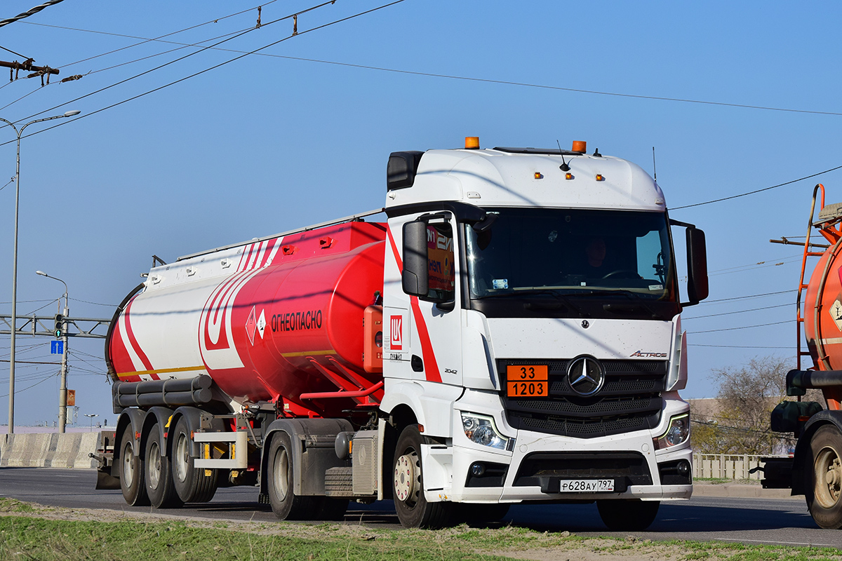 Московская область, № Р 628 АУ 797 — Mercedes-Benz Actros '18 2042 [Z9M]