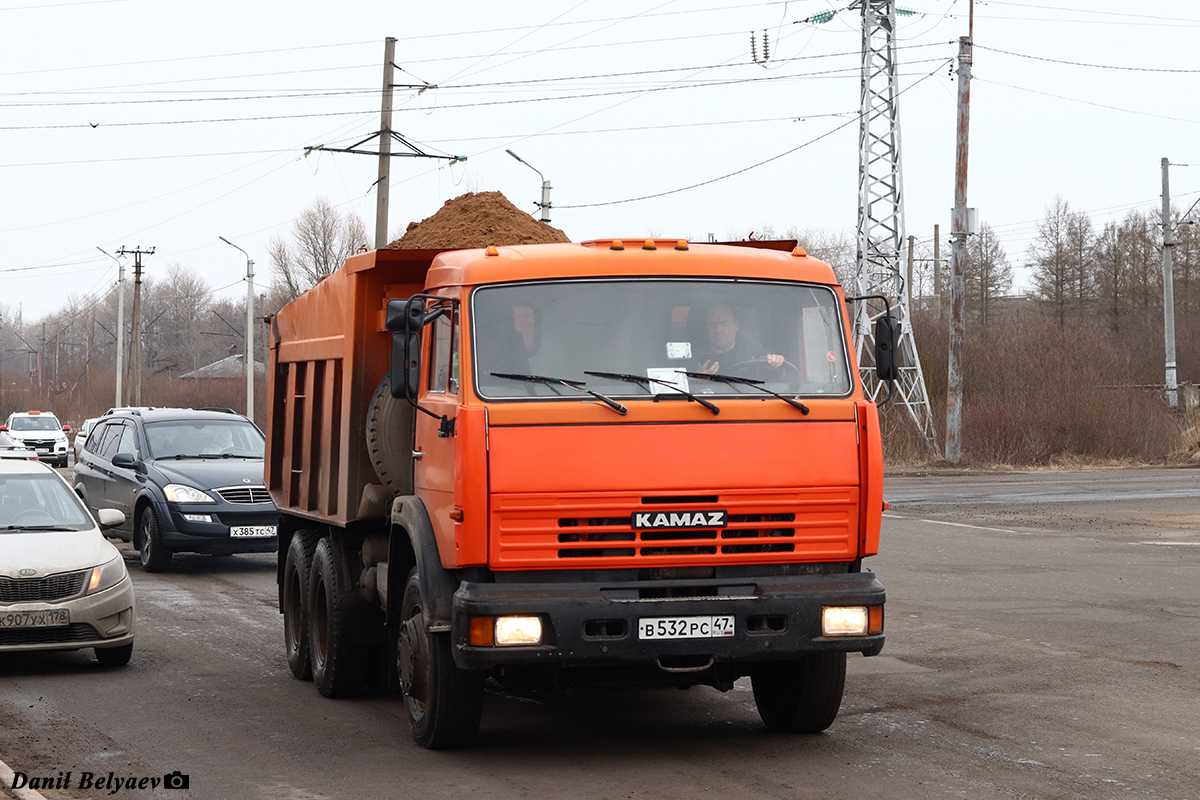 Ленинградская область, № В 532 РС 47 — КамАЗ-65115 [651150]