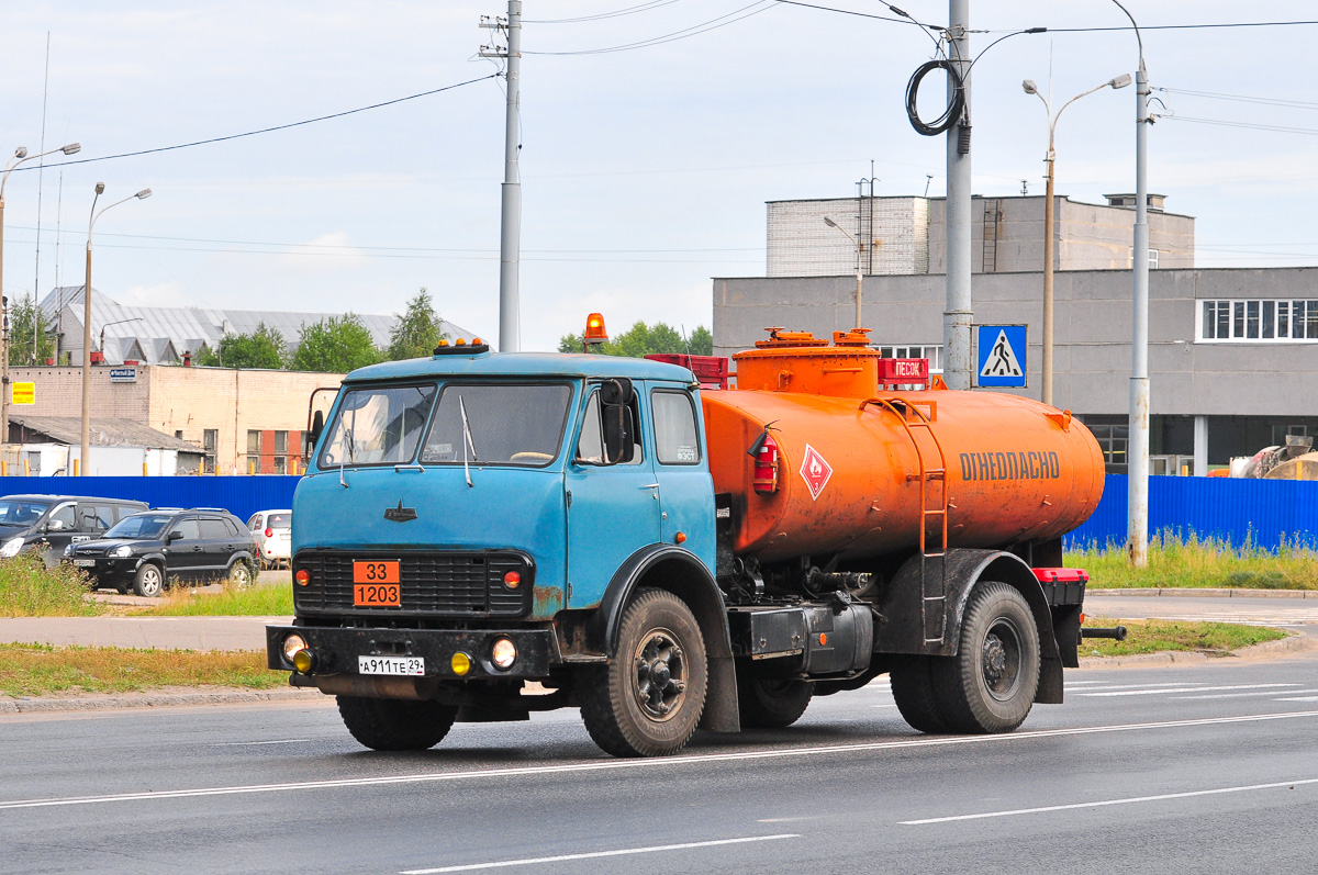 Архангельская область, № А 911 ТЕ 29 — МАЗ-5334