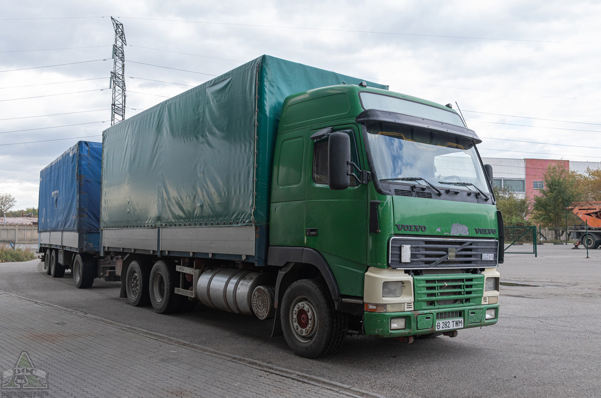 Алматинская область, № B 282 TWM — Volvo ('1993) FH12.340