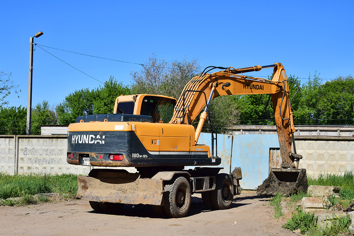 Волгоградская область, № 3835 СН 34 — Hyundai R180W