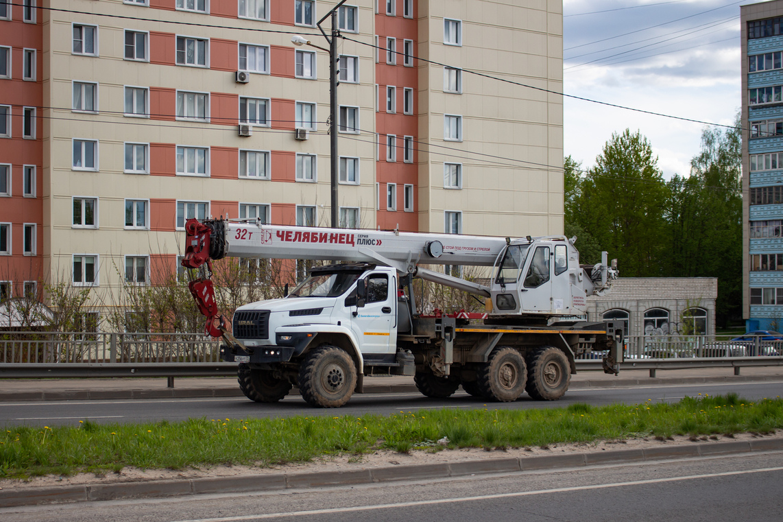 Тюменская область, № У 256 УТ 72 — Урал-4320-72