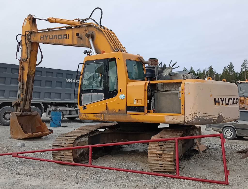 Свердловская область, № 2230 СС 66 — Hyundai R250LC