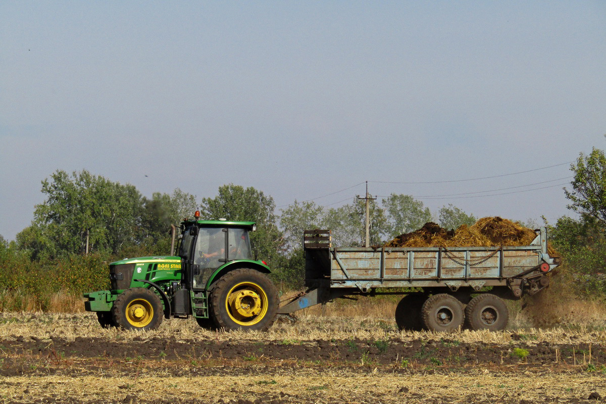 Полтавская область, № 27999 ВІ — John Deere 6135B; Прицепы сельскохозяйственные — Разбрасыватели твёрдых удобрений (общая)