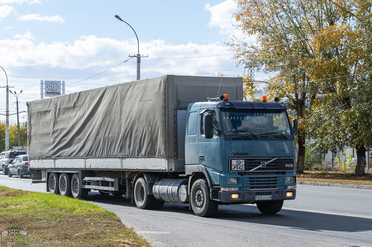 Восточно-Казахстанская область, № 825 FFA 16 — Volvo ('1993) FH12.420