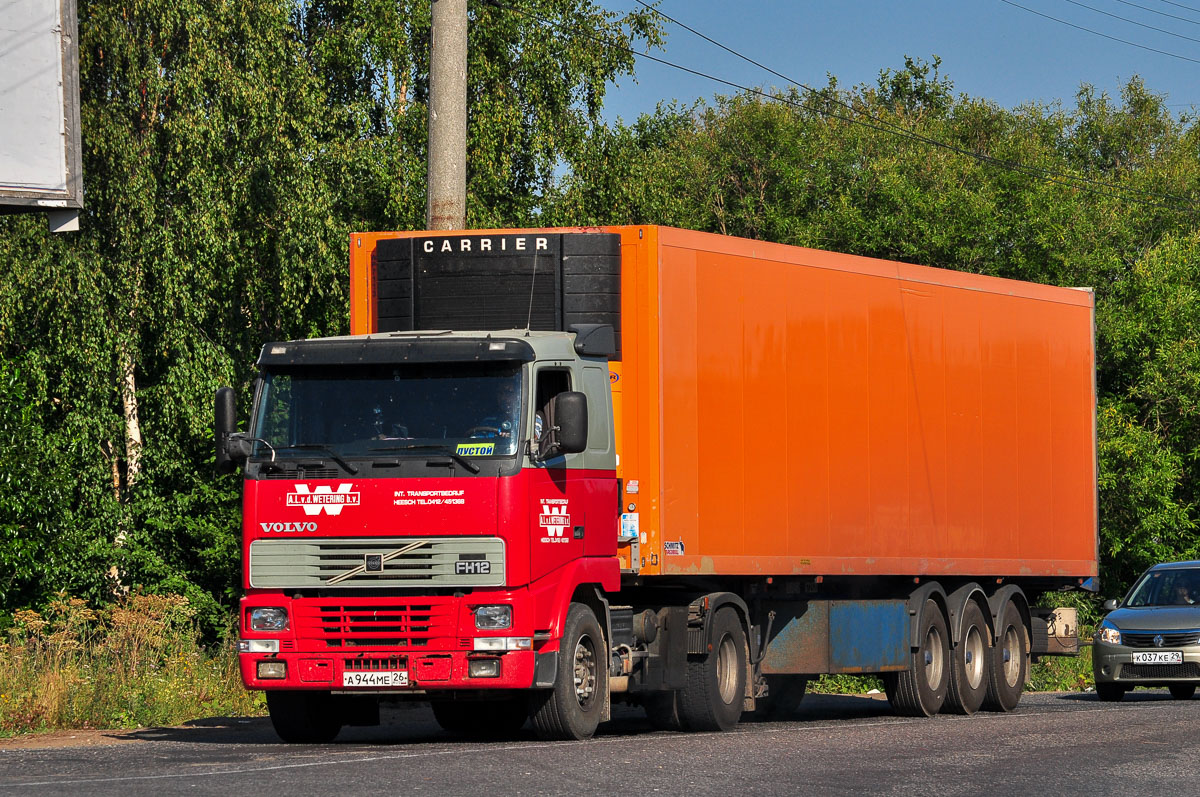 Ставропольский край, № А 944 МЕ 26 — Volvo ('1993) FH12.340