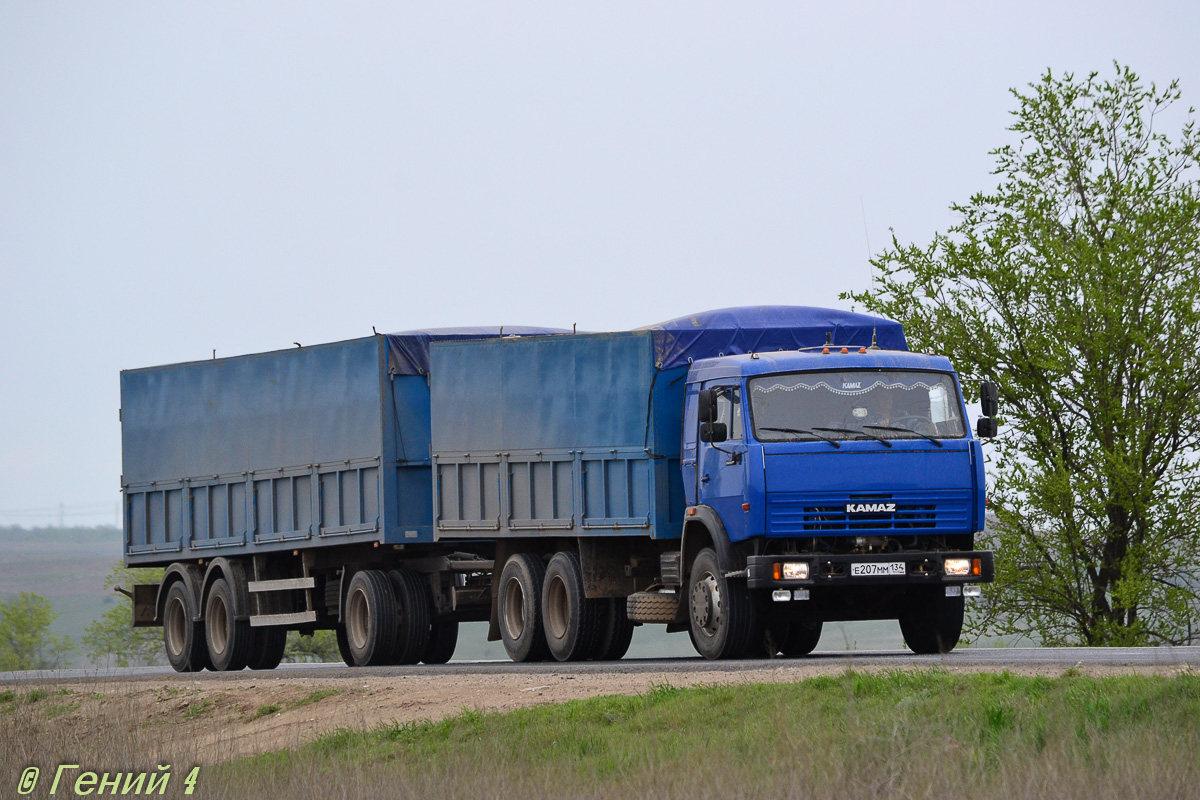 Волгоградская область, № Е 207 ММ 134 — КамАЗ-53215-15 [53215R]