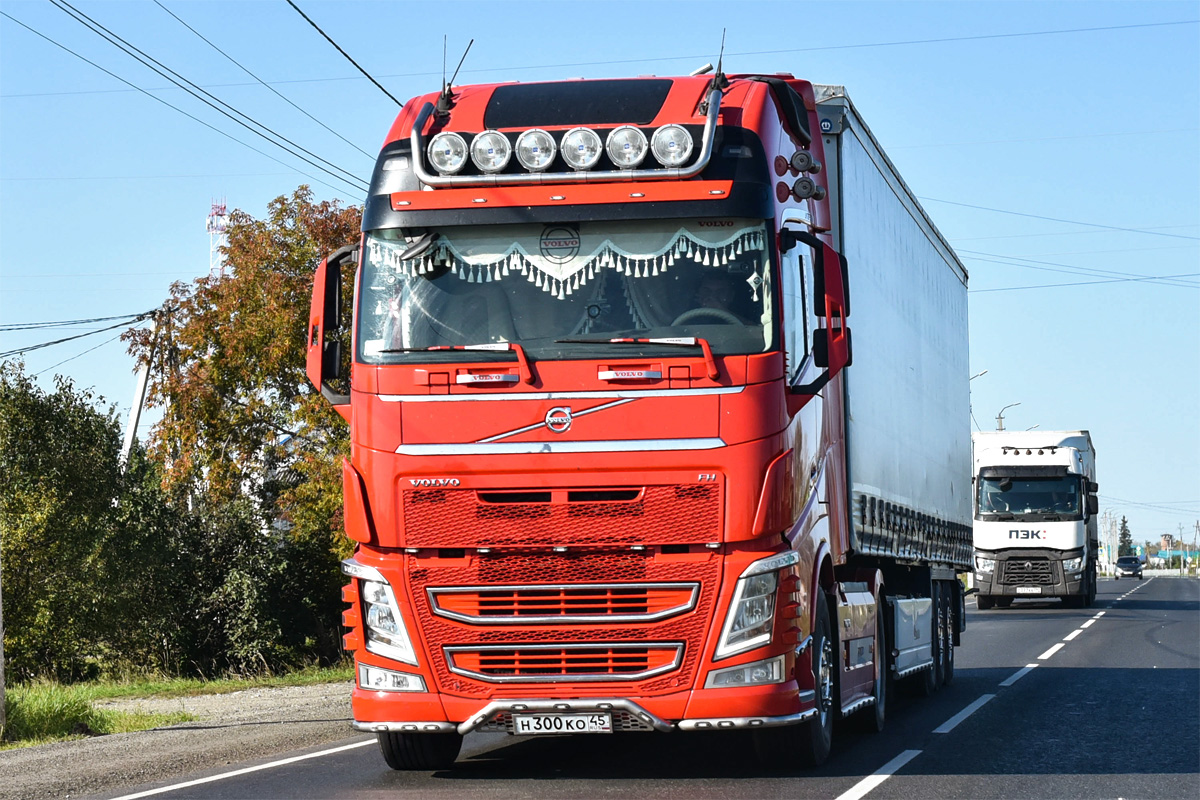 Курганская область, № Н 300 КО 45 — Volvo ('2012) FH.460