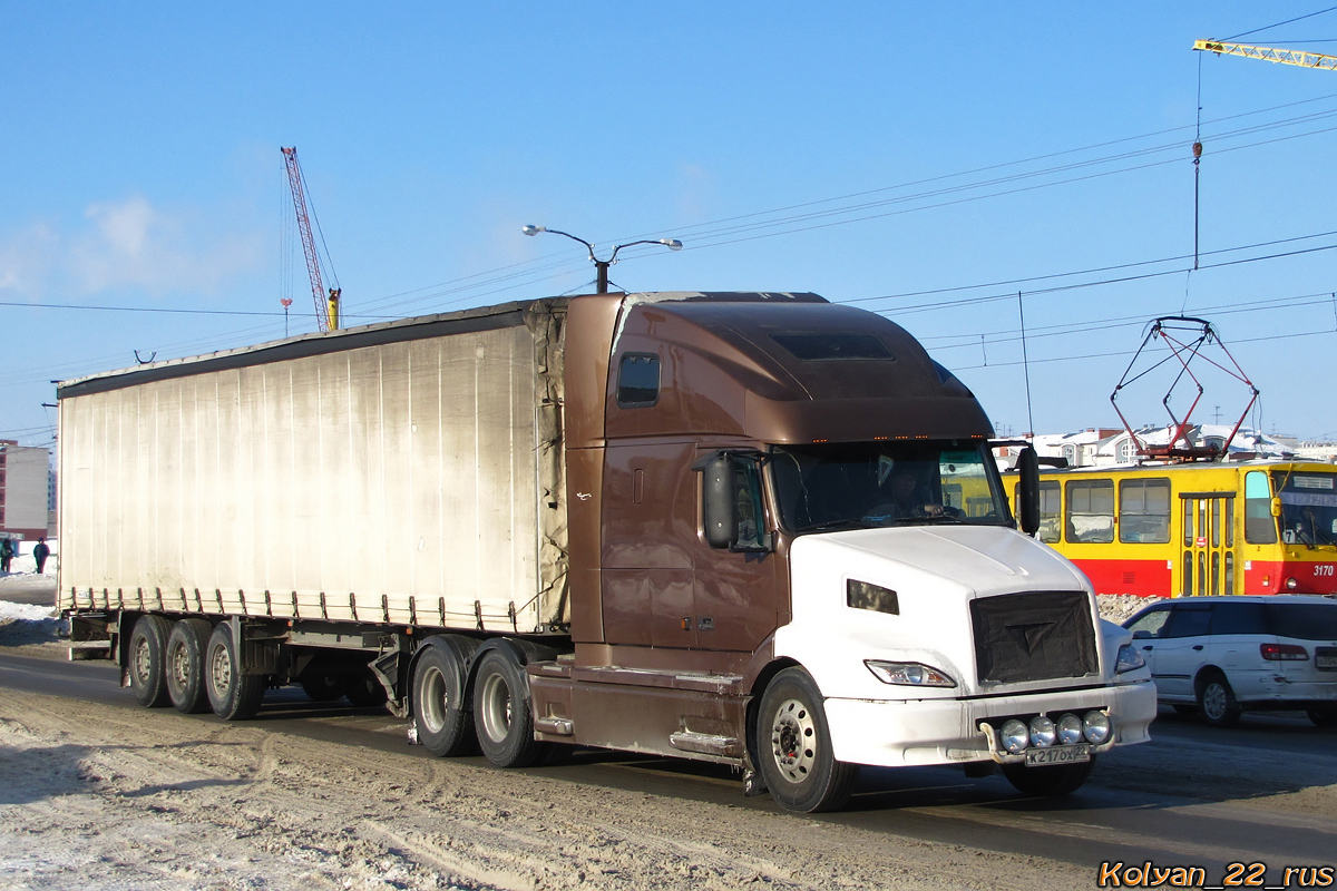 Алтайский край, № К 217 ОХ 22 — Volvo VNL660