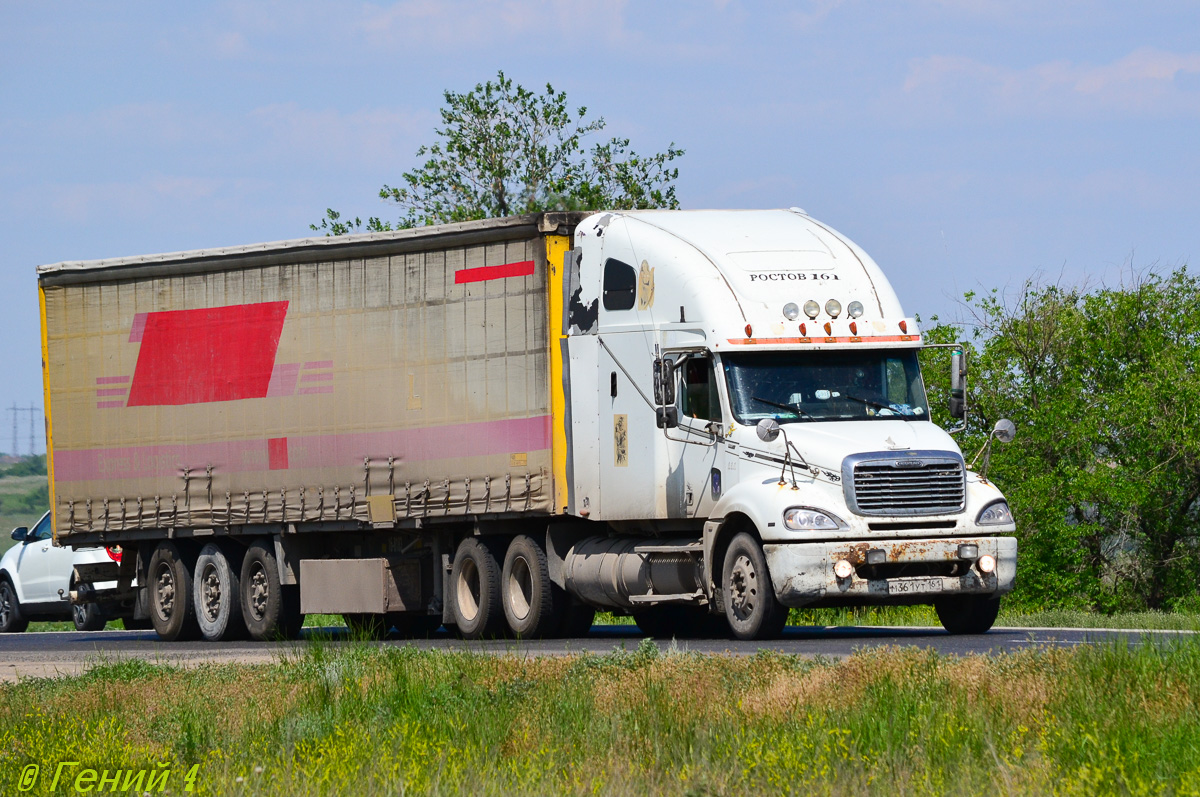 Ростовская область, № М 361 УТ 161 — Freightliner Columbia