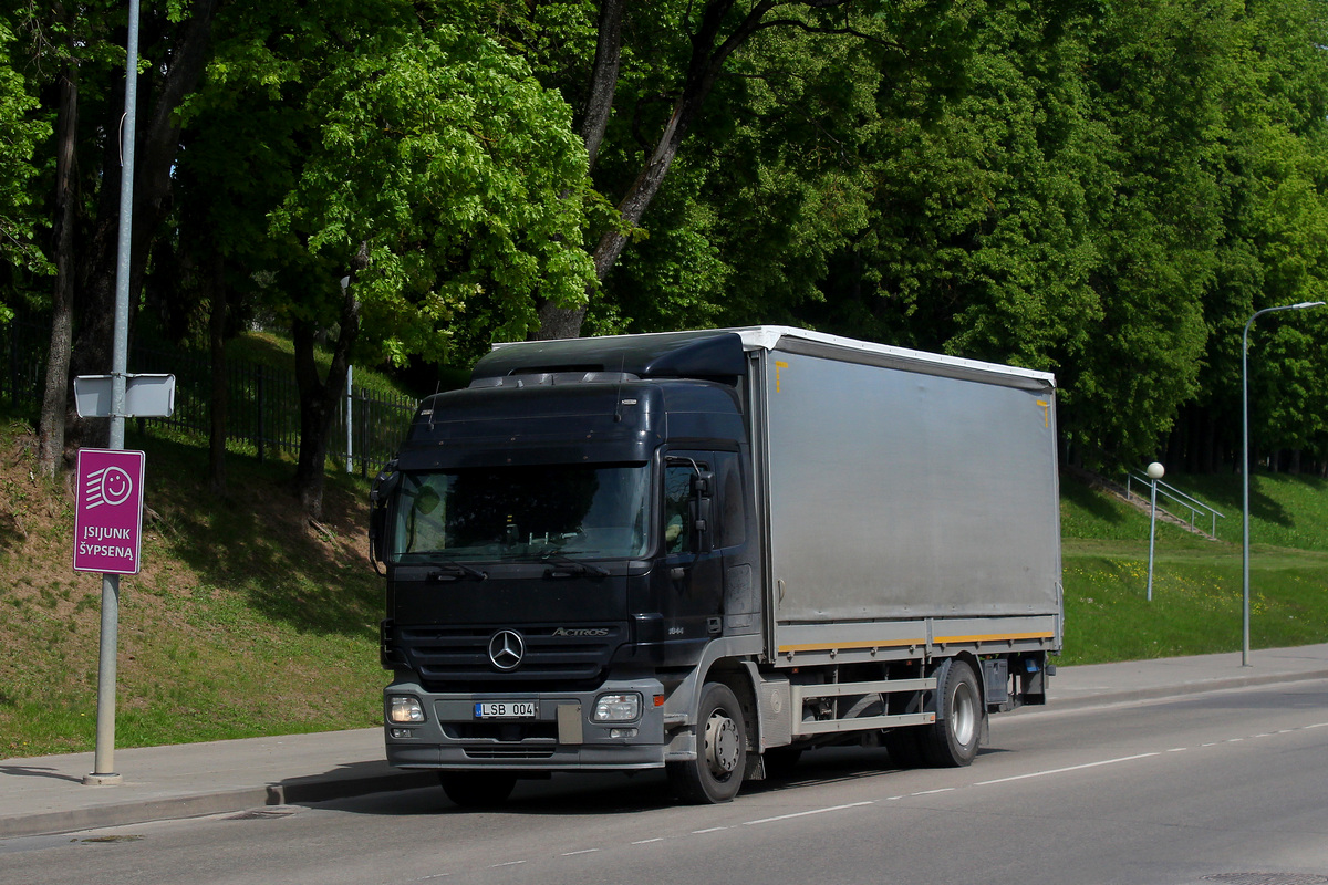 Литва, № LSB 004 — Mercedes-Benz Actros ('2003) 1844