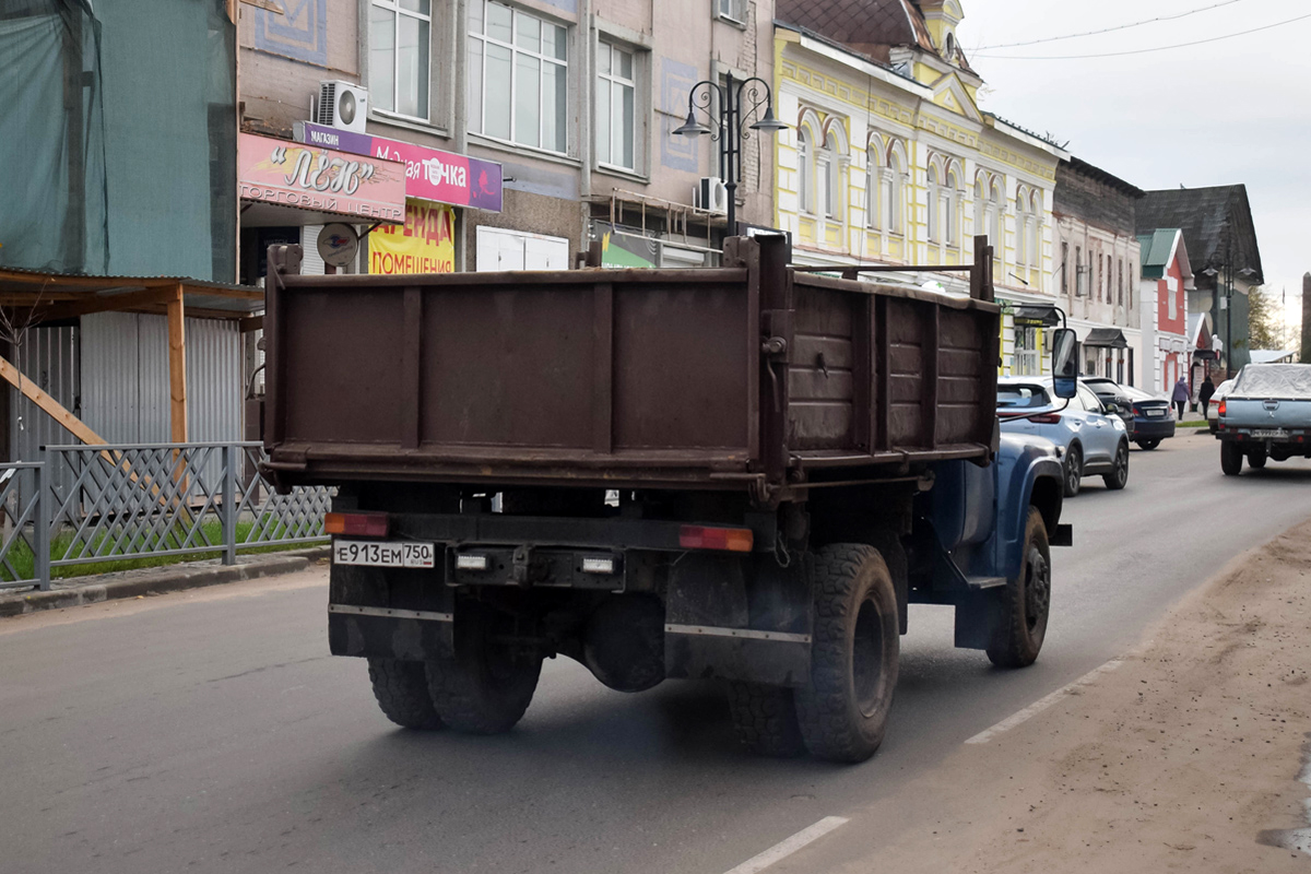 Тверская область, № Е 913 ЕМ 750 — ЗИЛ (общая модель)