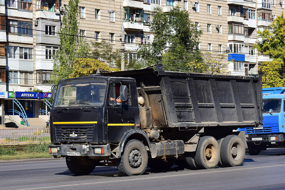 Волгоградская область, № М 890 КА 134 — МАЗ-5516A5