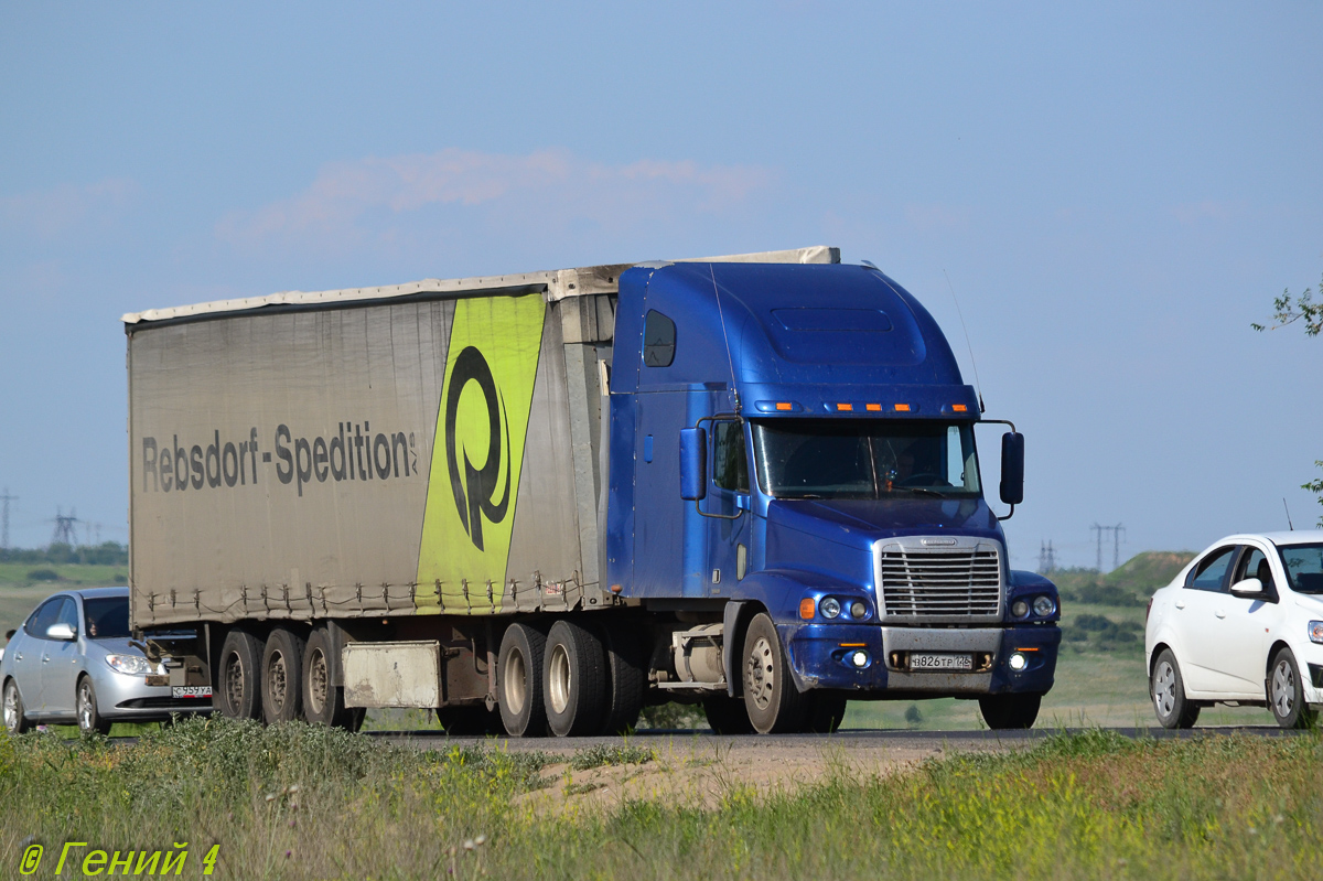 Ставропольский край, № В 826 ТР 126 — Freightliner Century Class