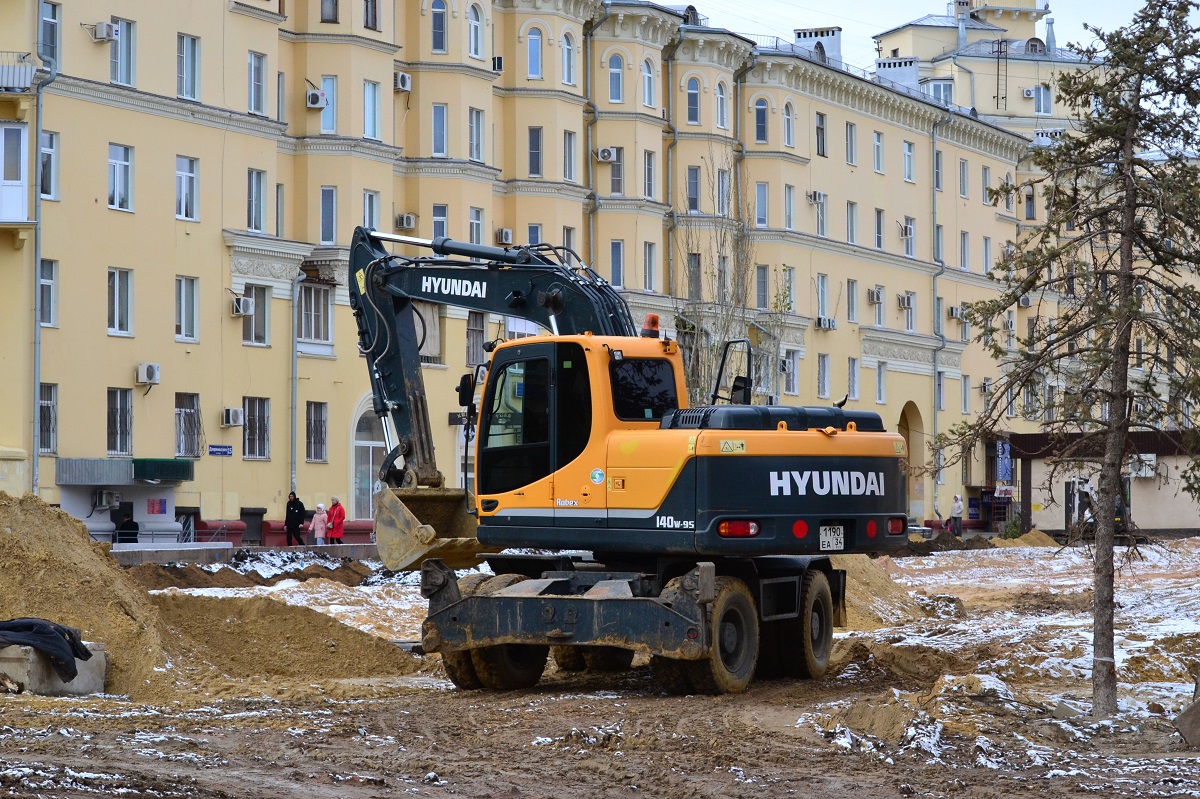 Волгоградская область, № 1190 ЕА 34 — Hyundai R140W