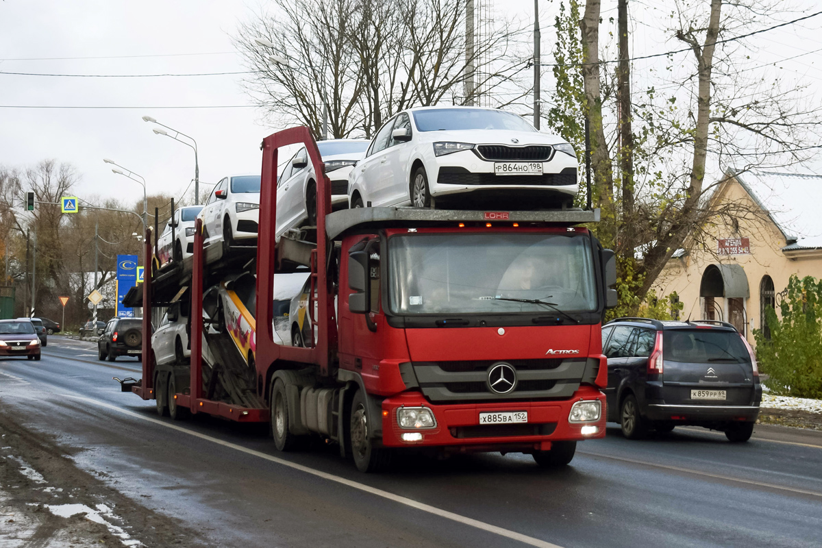 Нижегородская область, № Х 885 ВА 152 — Mercedes-Benz Actros ('2009) 1832