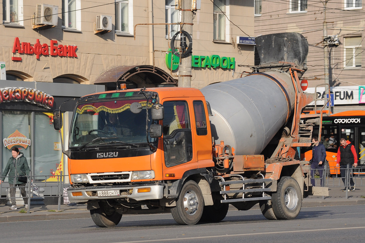 Омская область, № О 888 СН 55 — Isuzu Forward (общая модель)