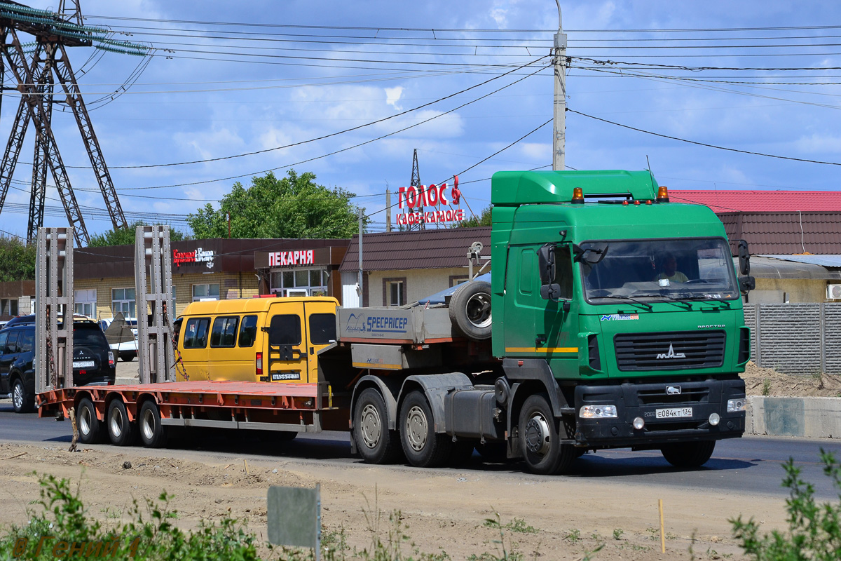 Волгоградская область, № Е 084 КТ 134 — МАЗ-6430B9