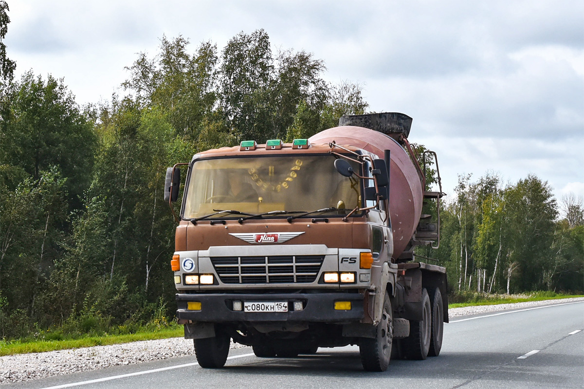 Новосибирская область, № С 080 КН 154 — Hino FS