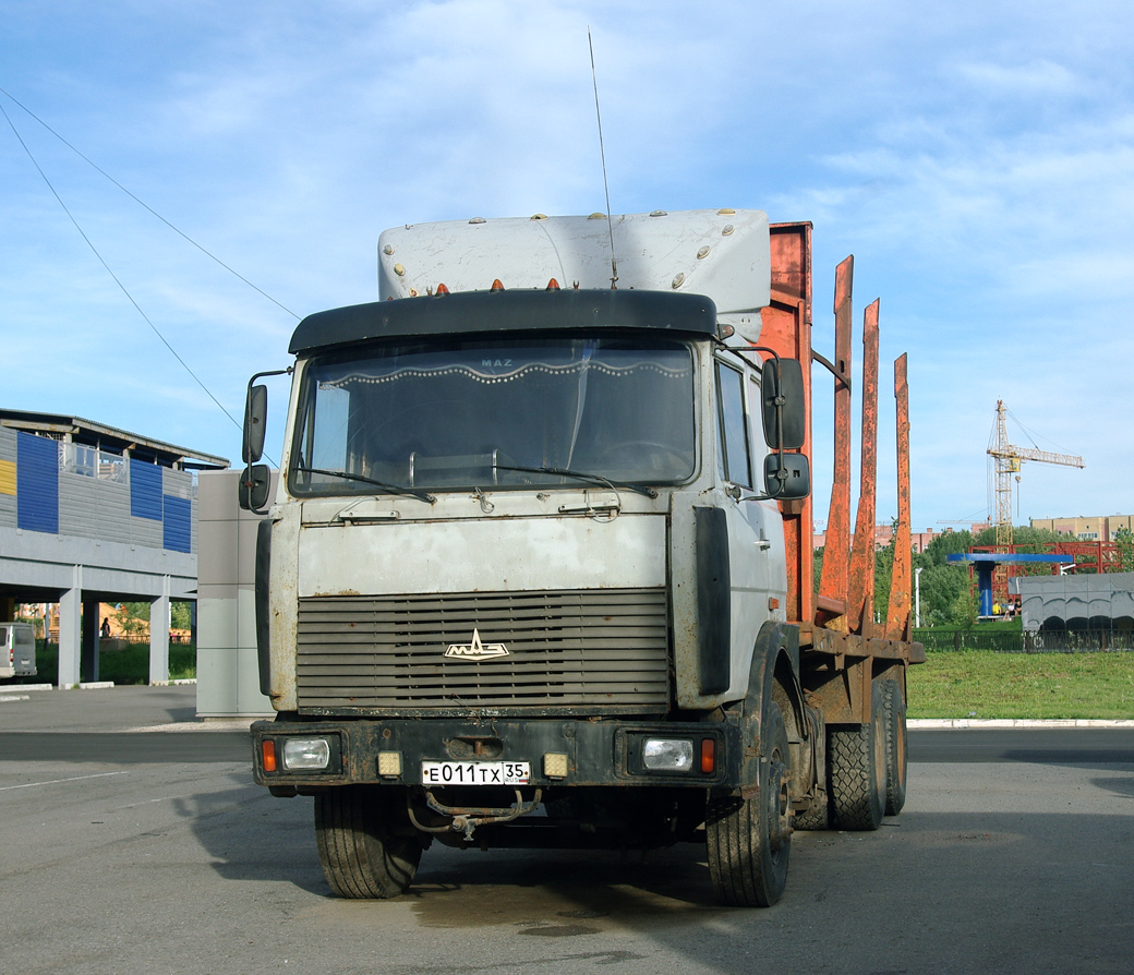 Вологодская область, № Е 011 ТХ 35 — МАЗ-6303 [630300]