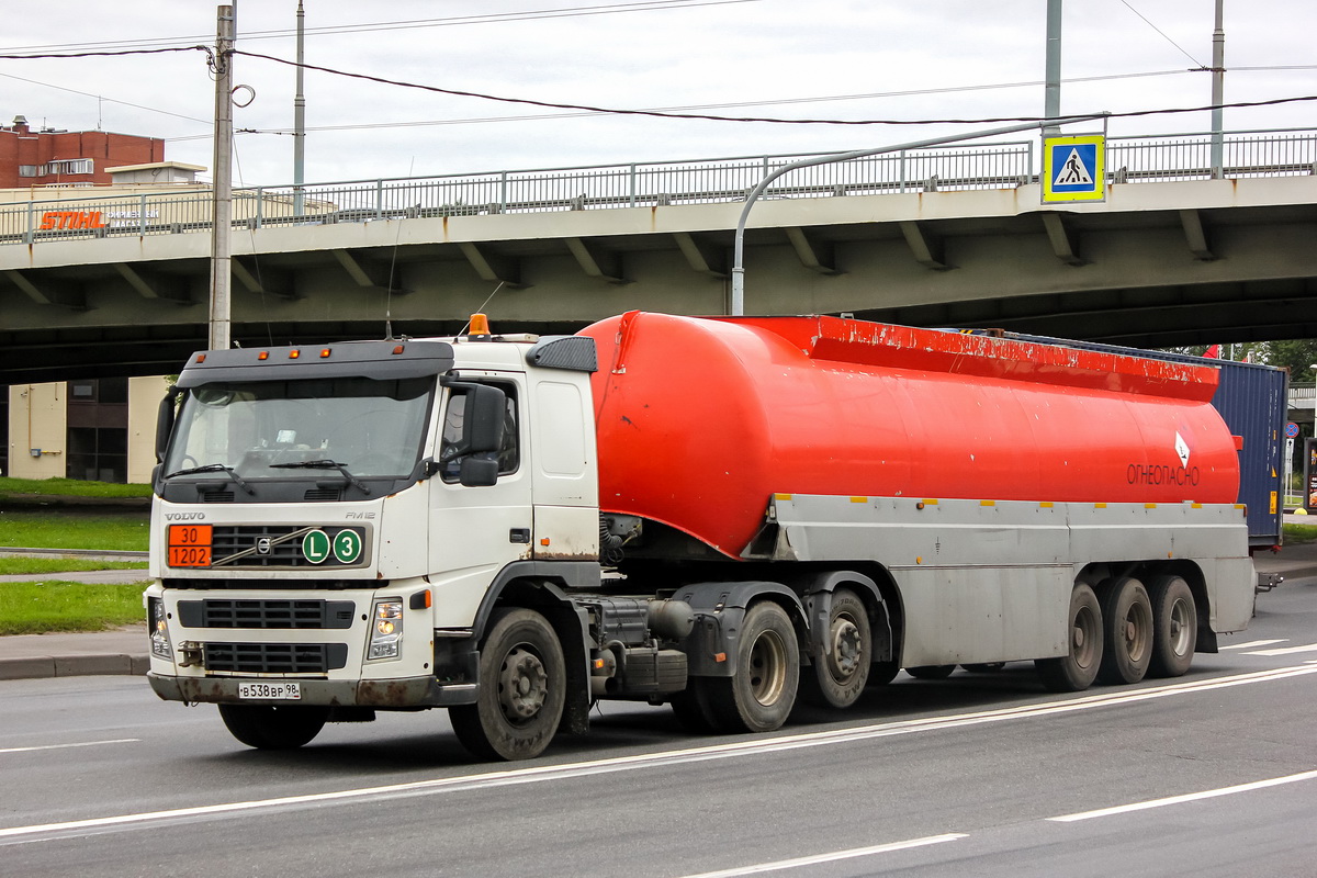 Санкт-Петербург, № В 538 ВР 98 — Volvo ('2002) FM12.380