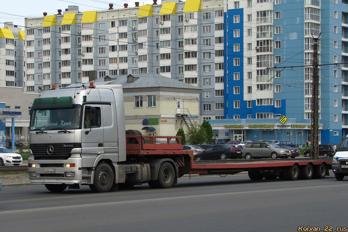 Алтайский край, № Н 666 ОВ 39 — Mercedes-Benz Actros ('1997) 1840