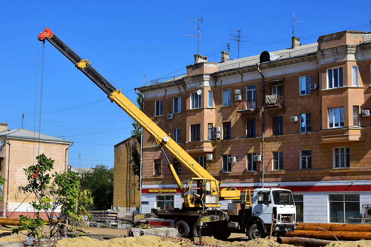 Волгоградская область, № В 257 МС 134 — МАЗ-630303