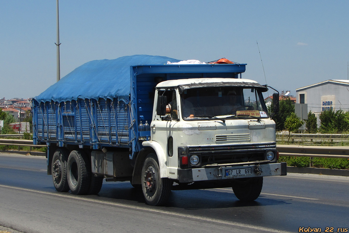 Турция, № 07 LR 691 — Ford D-series